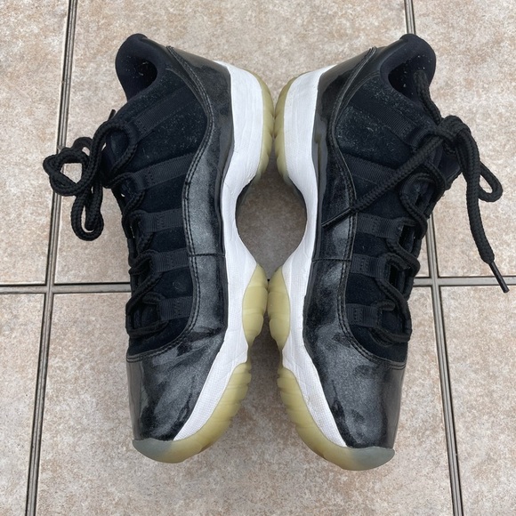 Air Jordan 11 Retro Low \'Barons\' 528895-010 main image 11